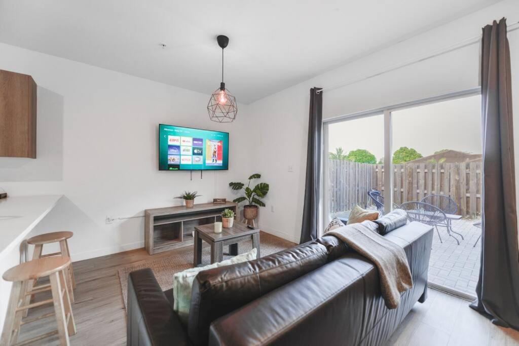 Wonderful Townhouse With 3 Bedrooms Маями Екстериор снимка